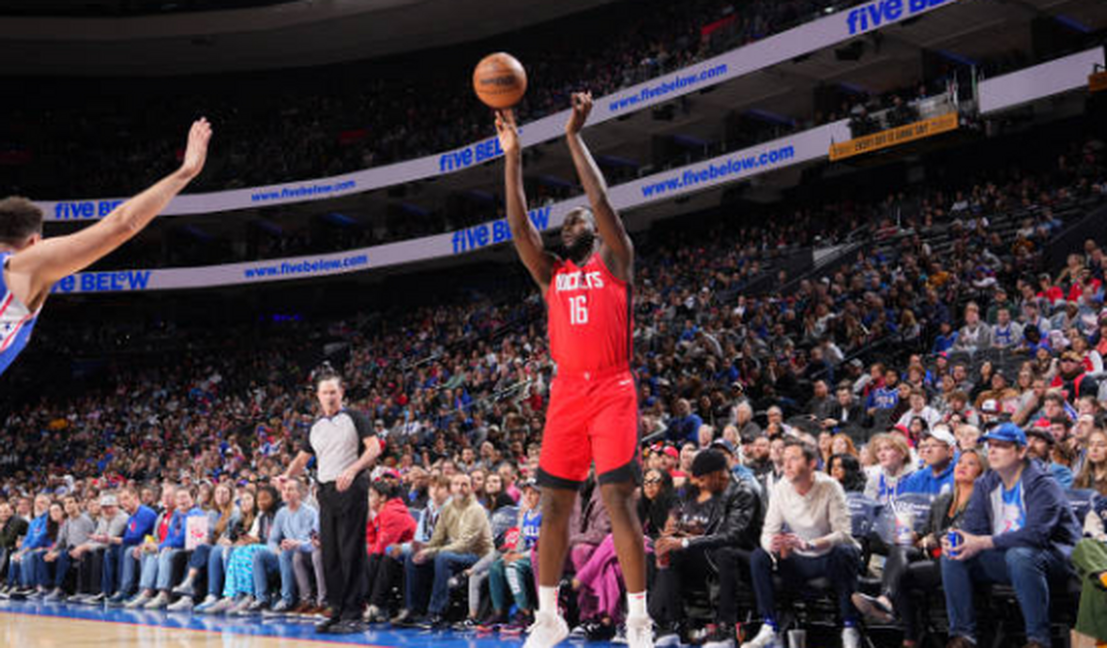 平博登录-包含从圣安东尼奥马刺防线松动备战德甲到梅西遭遇七连败，休斯敦火箭加时末段再遭质疑的词条