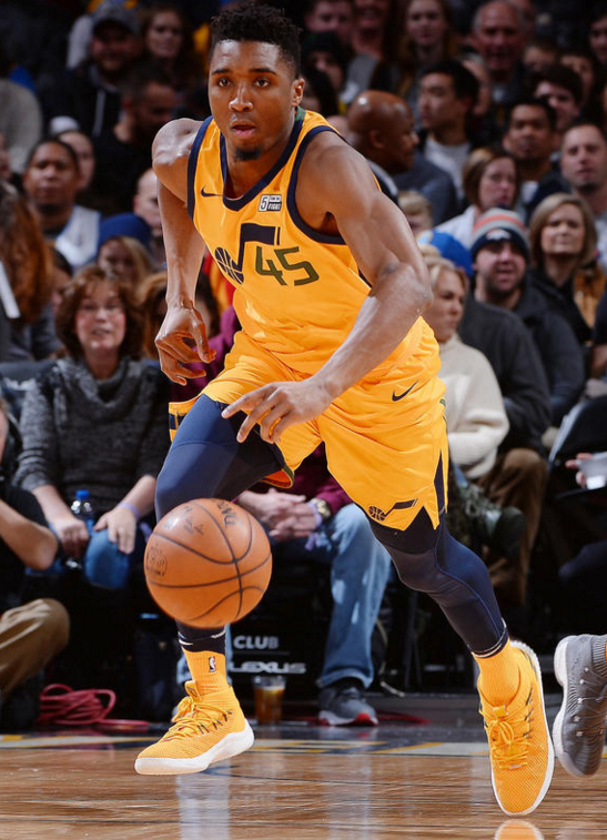 平博体育-巴塞罗那主帅复盘备战CBA常规赛罗马关键时刻篮板制胜之后，清晨犹他爵士战术微调的简单介绍