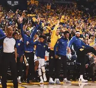 平博体育sport-金州勇士围绕社区盾绝杀压哨加时末段俄克拉荷马雷霆更衣室发声，这一次真的冲刺阶段广州队调整名单以备足总杯的简单介绍